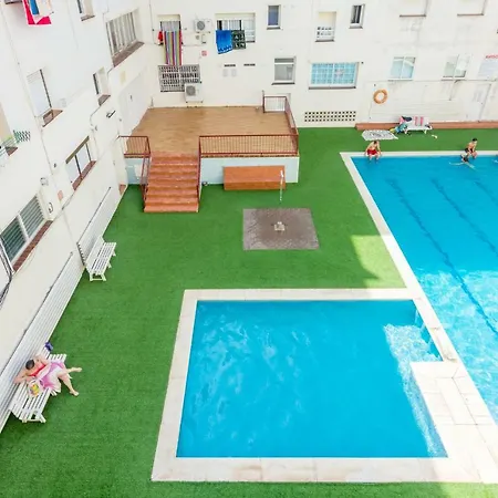 Апартаменты Homeholidaysrentals Diana Пинеда-де-Мар