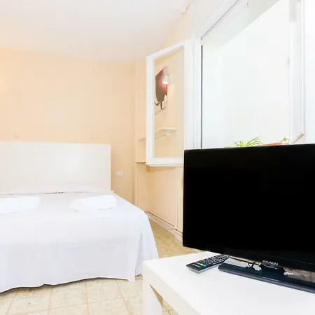 Homeholidaysrentals Diana Pineda de Mar